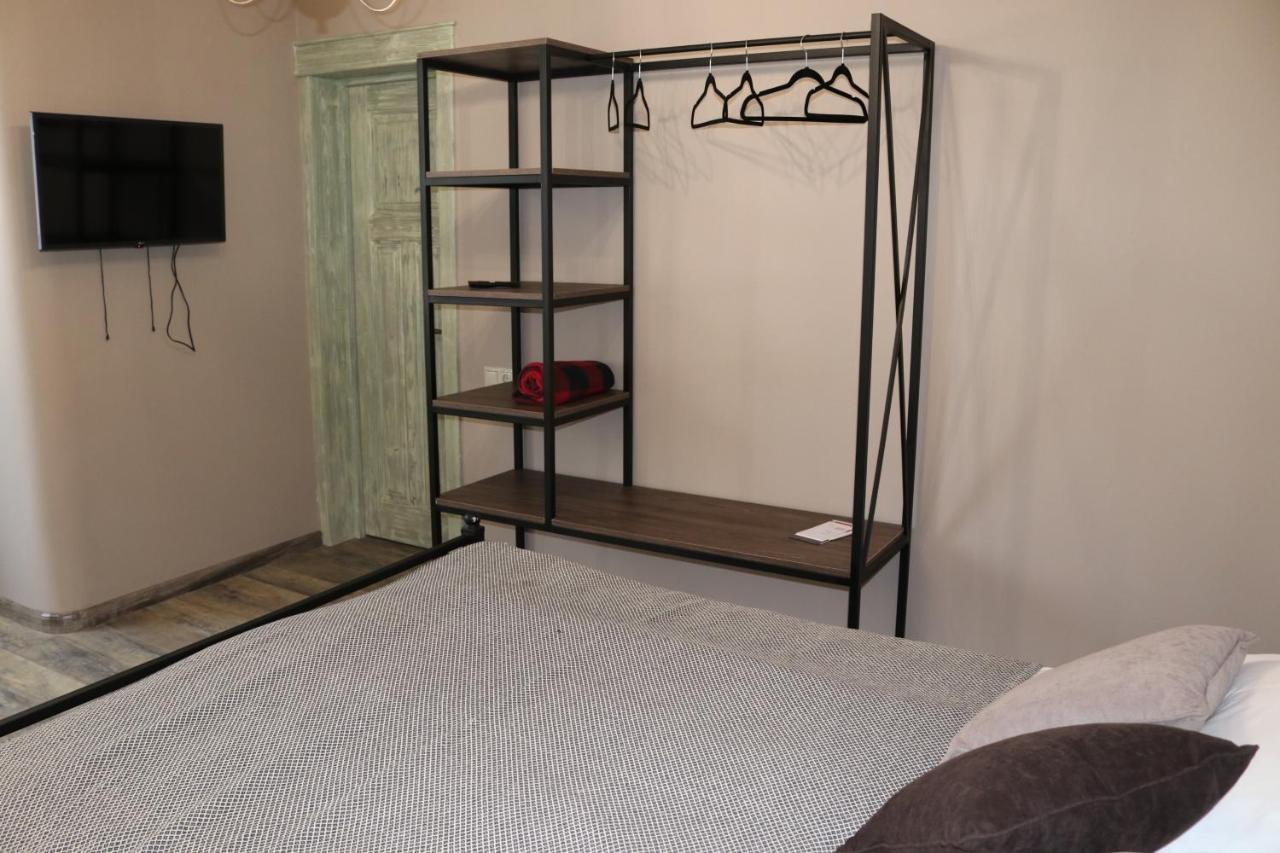 Redroof Country House Hotel Goris Bagian luar foto