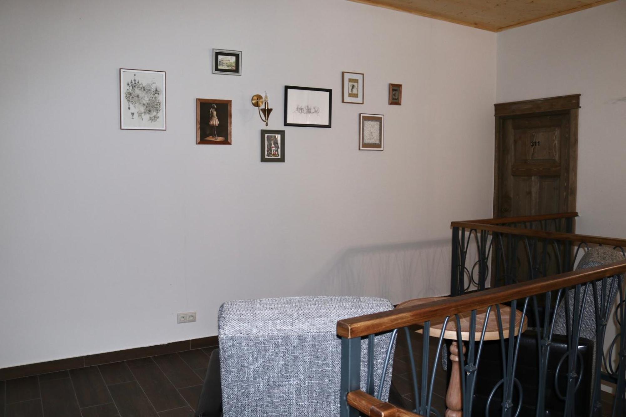 Redroof Country House Hotel Goris Bagian luar foto